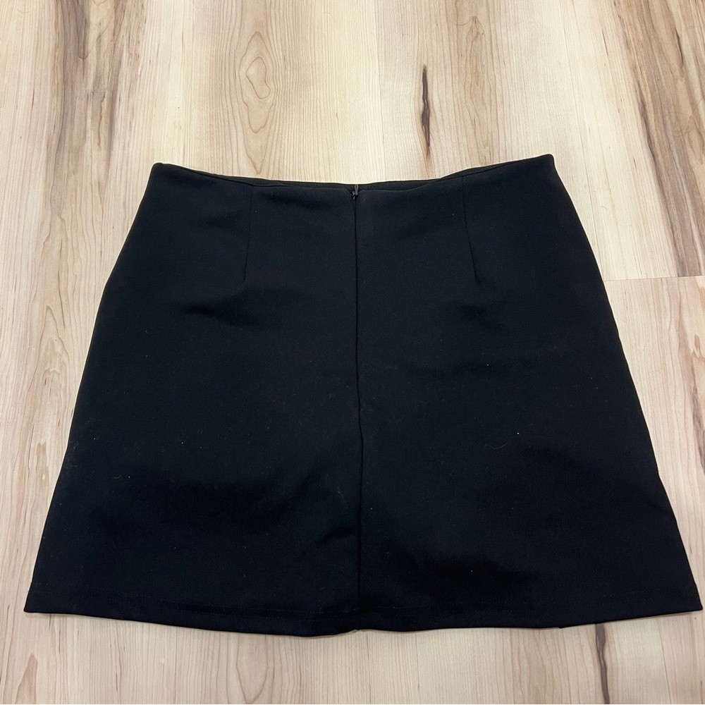Black Bodycon Mini Skirt - Picture 4 of 4